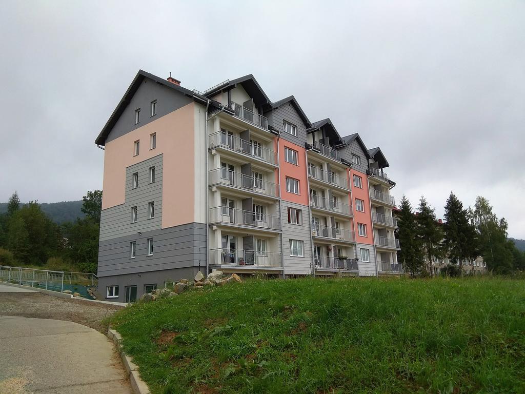 Ferienwohnung Apartament Zielona Mila Ustrzyki Dolne Exterior foto